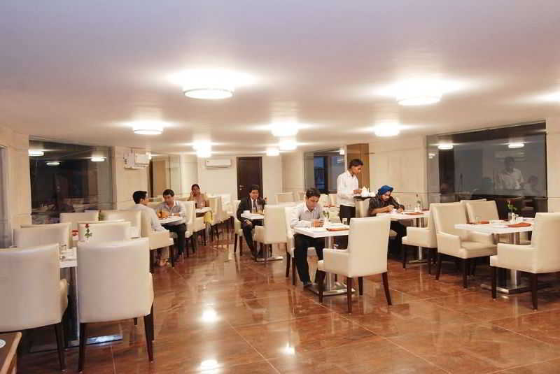 Africa Avenue Gk - 1 Hotell New Delhi Eksteriør bilde