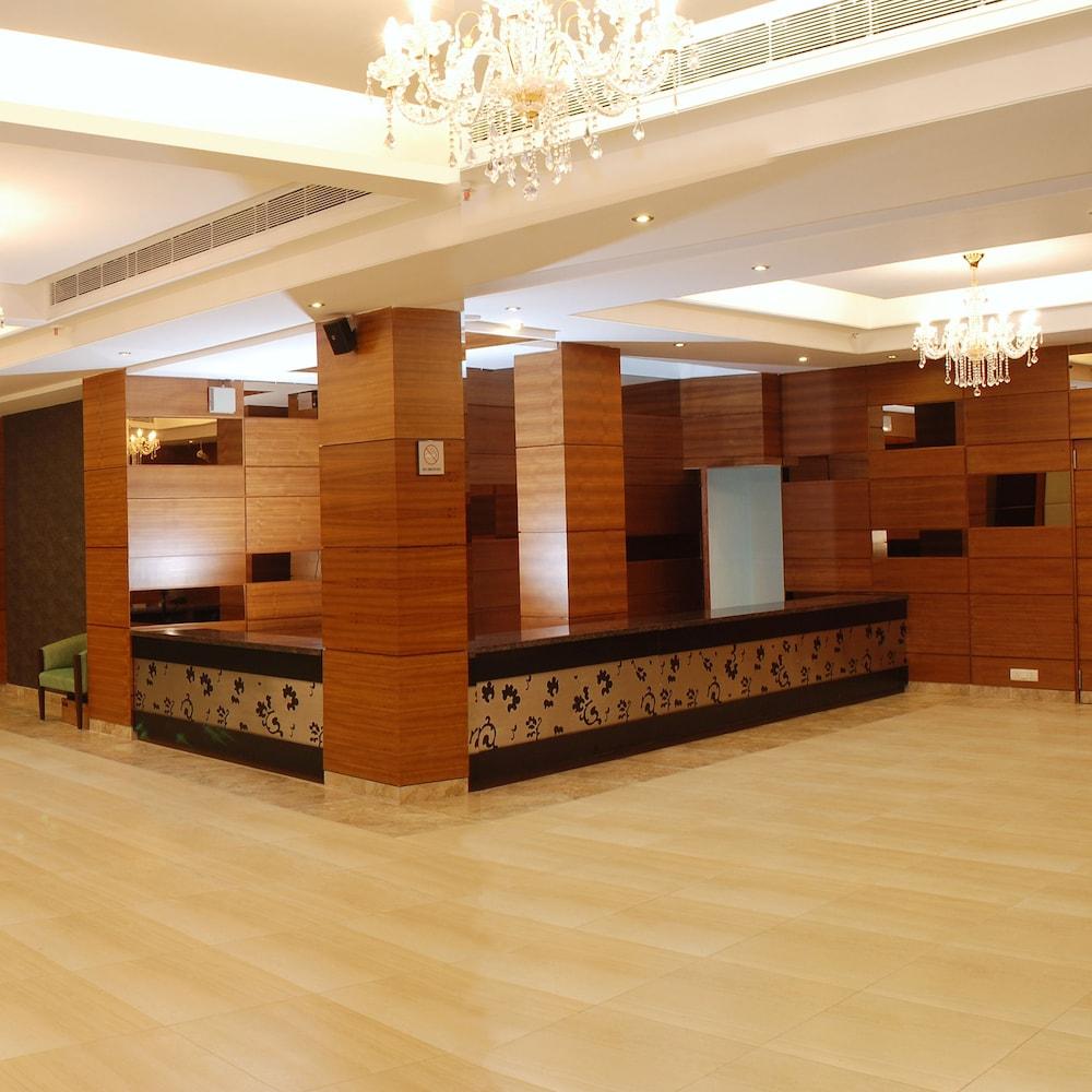 Africa Avenue Gk - 1 Hotell New Delhi Eksteriør bilde