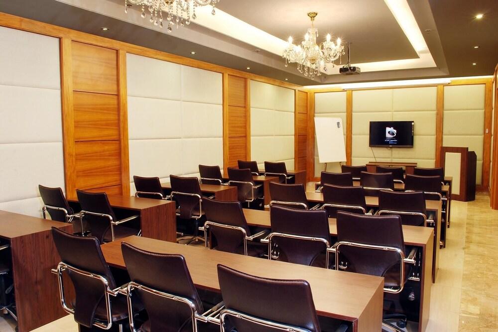 Africa Avenue Gk - 1 Hotell New Delhi Eksteriør bilde