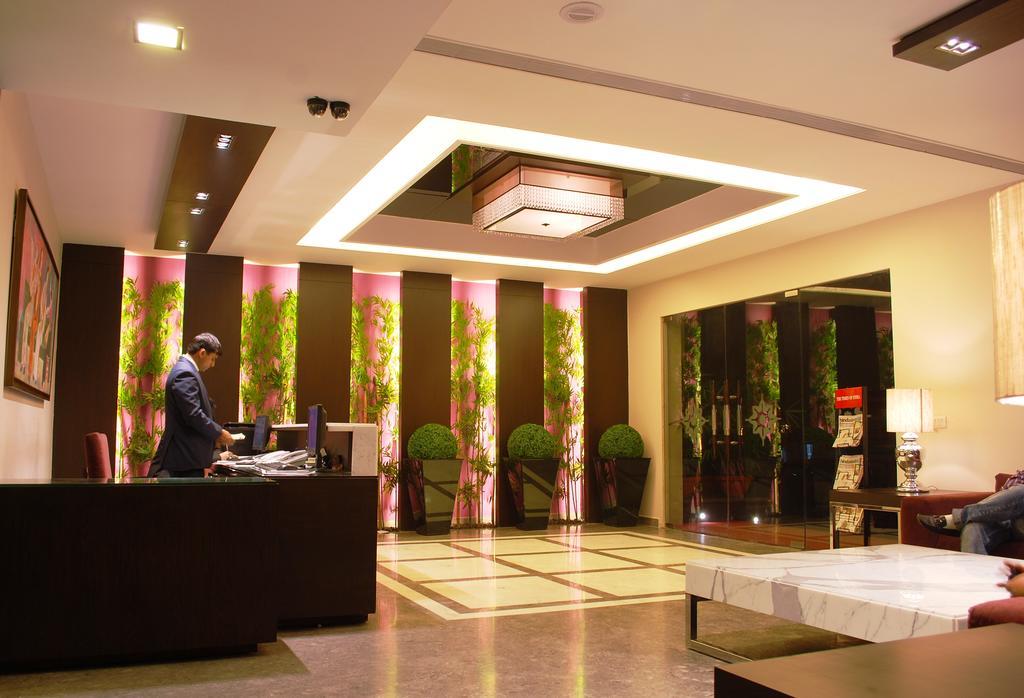 Africa Avenue Gk - 1 Hotell New Delhi Eksteriør bilde
